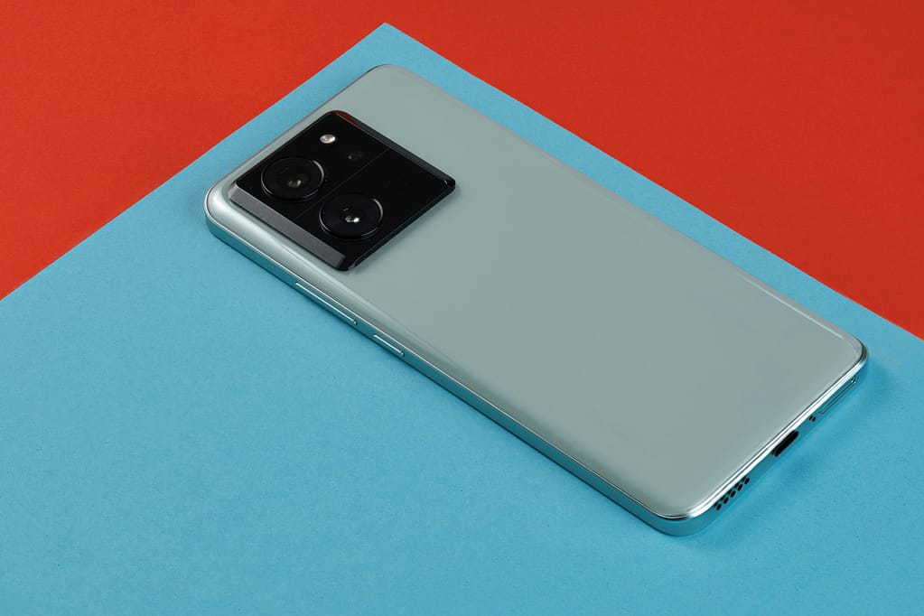best smartphone under 20000