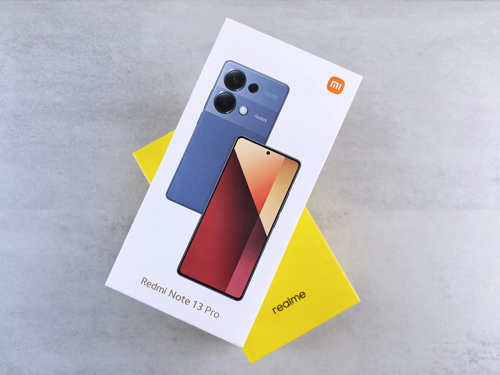 best camera smartphone under 50000